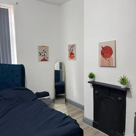 Pensión Spacious 5 Bedroom Near Centre Sleeps 10 3*
