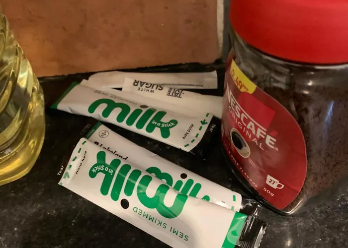 Spacious 5 Bedroom Near Centre Sleeps 10 Casa de hóspedes Bradford (West Yorkshire)