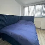 Penzion Spacious 5 Bedroom Near Centre Sleeps 10 Bradford (West Yorkshire)