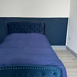 Spacious 5 Bedroom Near Centre Sleeps 10 Bradford (West Yorkshire)